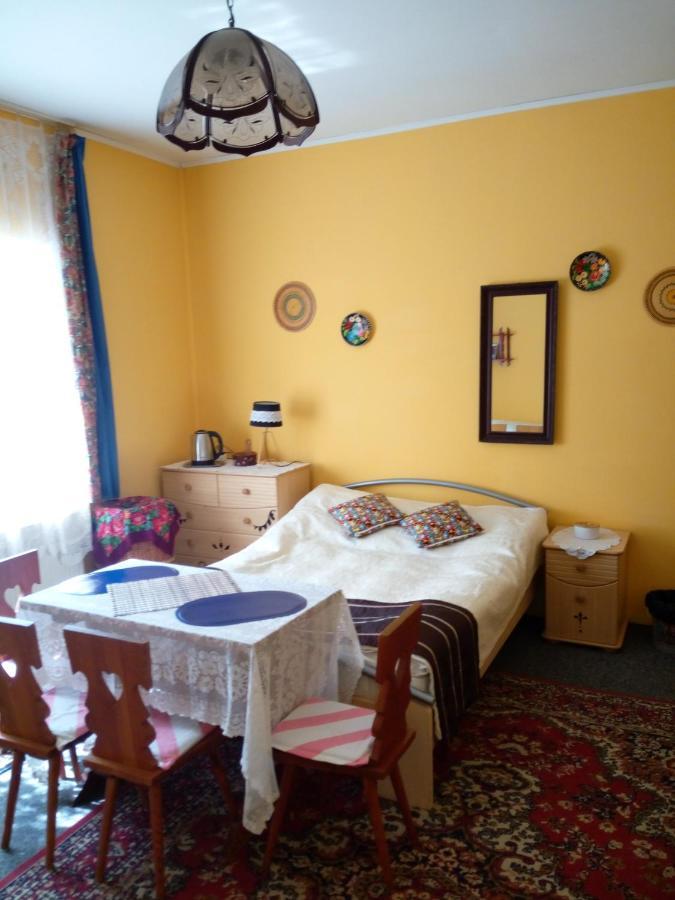 Апартаменты Dom Na Ludowo W Brzeznicy Brzeznica  Экстерьер фото
